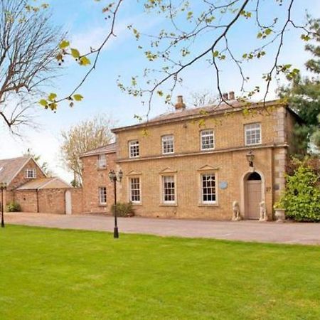Braywood House Panzió Huntingdon Kültér fotó