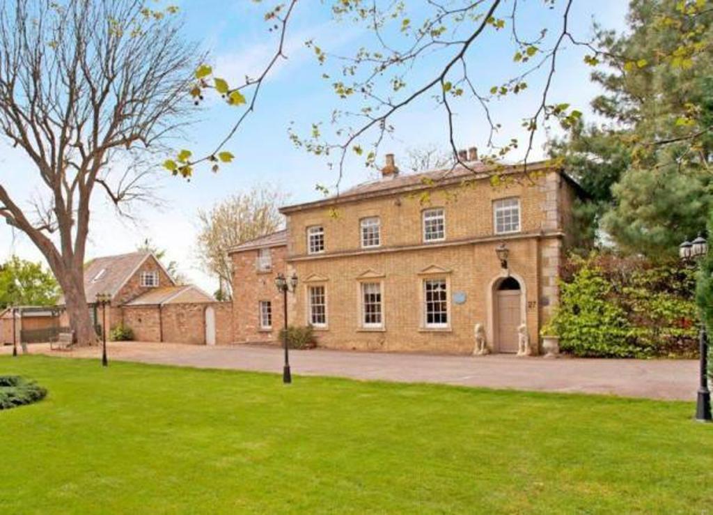 Braywood House Panzió Huntingdon Kültér fotó
